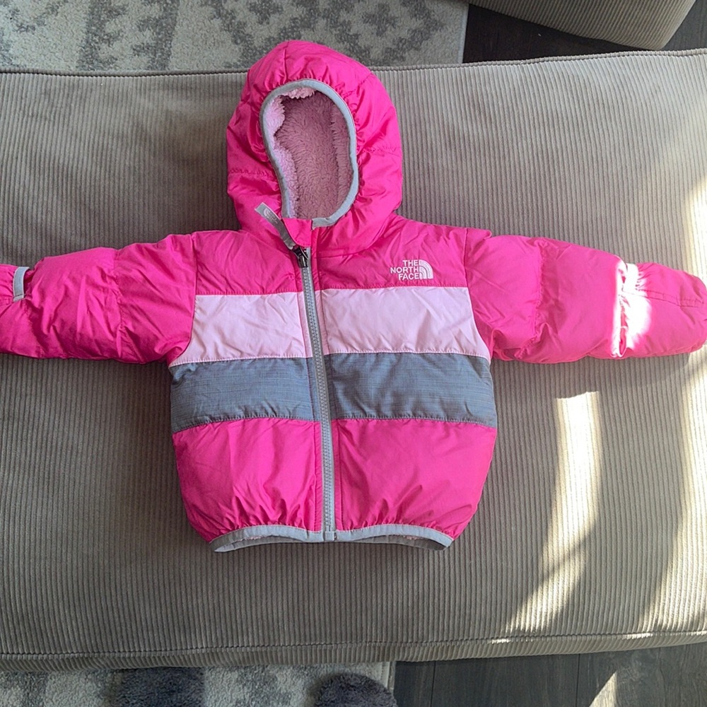 Great condition The North Face coat. 6-12 months